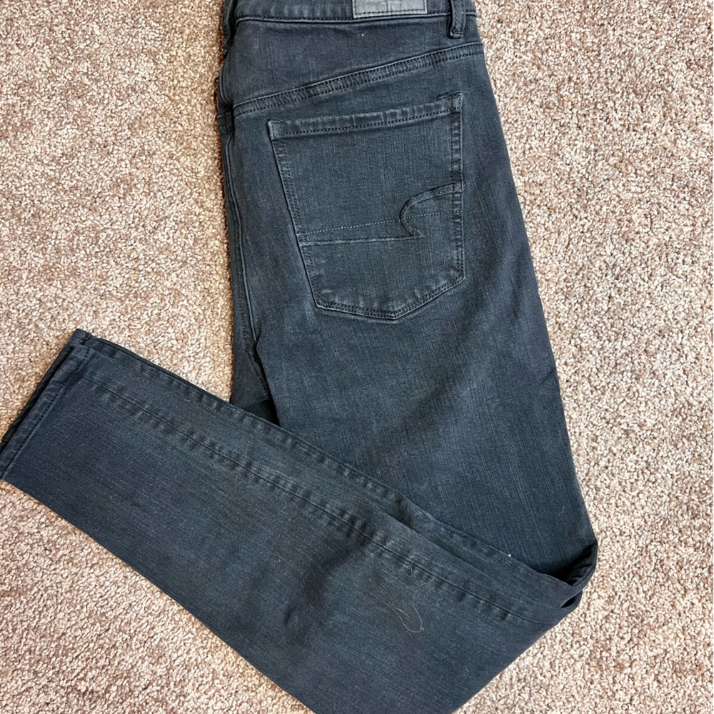 American Eagle Black Super Stretch Hi-Rise Jeggings